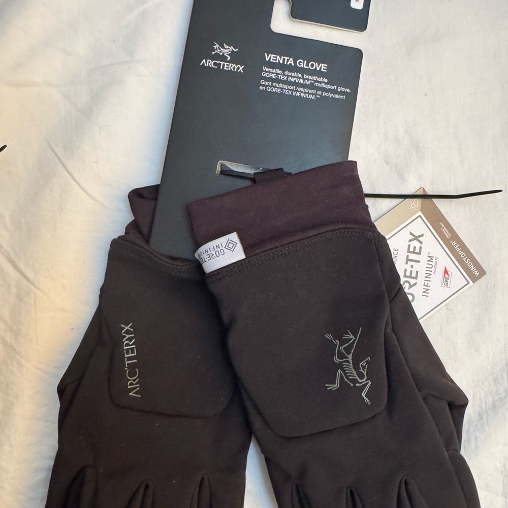 Arc'teryx Black Venta Gloves